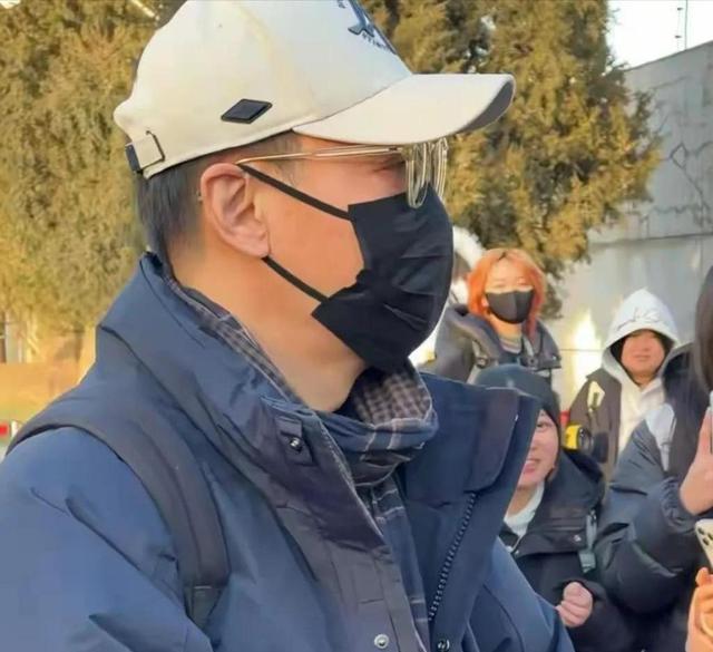 离世仅过去8个月，52岁辛柏青传来喜讯，朱媛媛终于能安心了