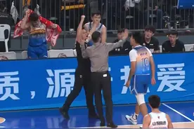 严惩赵睿！追打裁判是CBA史上严重事件，疆蜜：建议封杀此种球渣图片