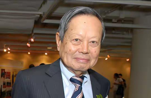 相差54岁，翁帆图啥？