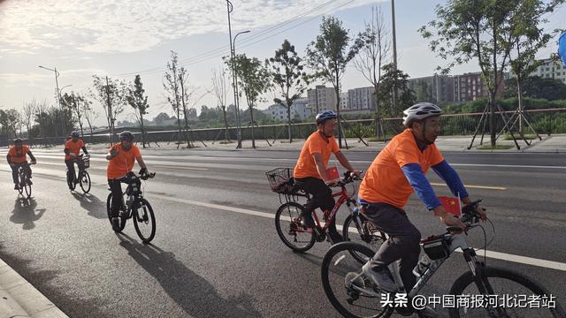 河北隆尧：双节同庆 “骑”乐无穷