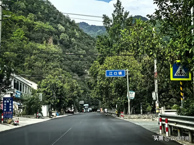 美不美？从“吐一路”到最美乡村路，看4000年银杏，探2000年栈道