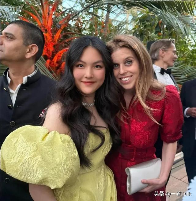 李湘风波再发酵！家境被扒底朝天	，父母身份曝光，原来何炅没说错