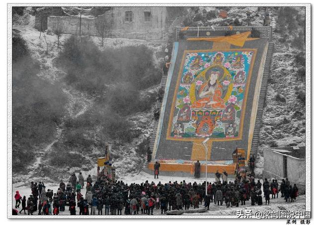 2025年青海同仁热贡文化唐蕃古道行兰州站农文旅商推介活动启幕。