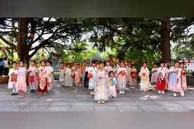“五自”教育 礼赞国庆话中秋——威海市塔山小学诚信节日大集市上线啦！图片