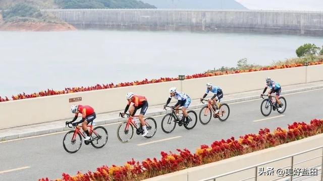 吹海风 . 听浪声 . 追日落！盐田骑行100%的治愈！