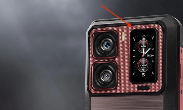 这32GB+2TB的手机，是来砸场子的吧