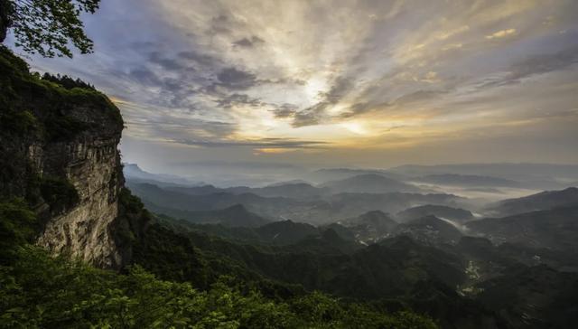 周末圈 | 暑假接近尾声,这些地方高铁直达,好吃又好逛