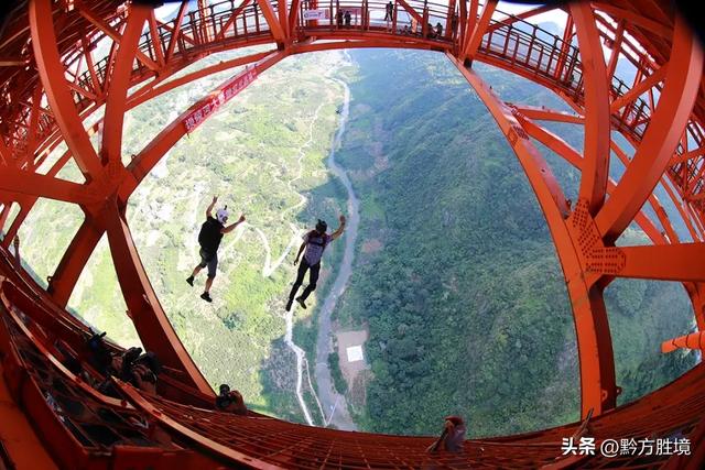 贵州十大户外运动圣地：探洞异军突起，成为了贵州旅游的新名片