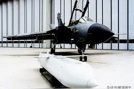 巴铁宣称打下一枚巡航导弹，为法国王牌“风暴阴影”巡航导弹图片