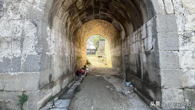 探秘万里长城紫荆关段：畿南第一雄关的千年沧桑与现世传奇