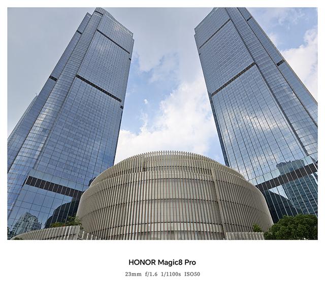 荣耀Magic8 Pro首发体验：由AI引导的手机自进化
