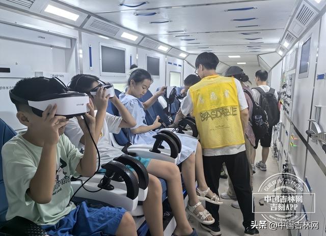 当一天航天员有多嗨？