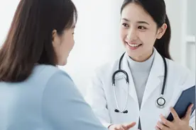 乳腺癌，吃内分泌药期间需要补钙吗？能不能和药一起吃？图片