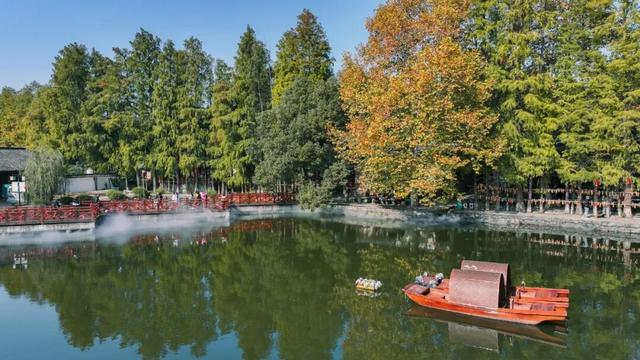 剧组扎堆！黄陂这座600岁古村，晒秋现场秒变短剧片场