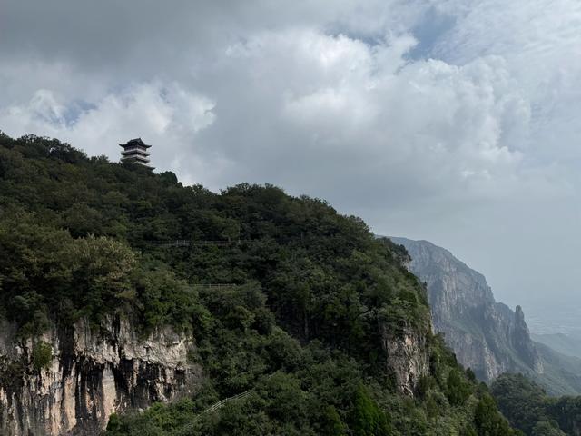 云岭漫步云台山