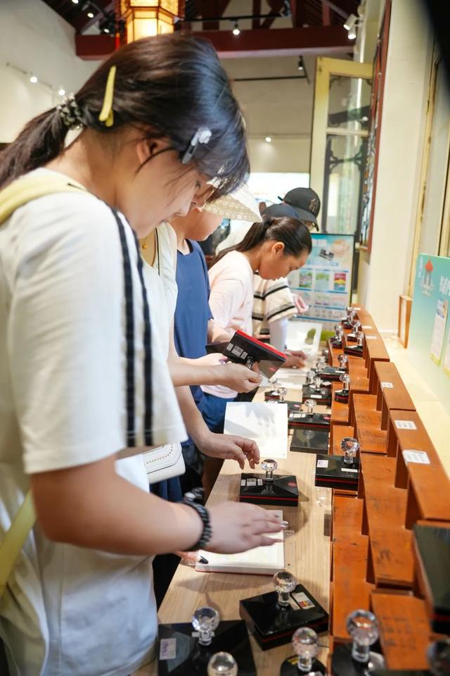 济南趵突泉公园上新啦，给游客带来惊喜！