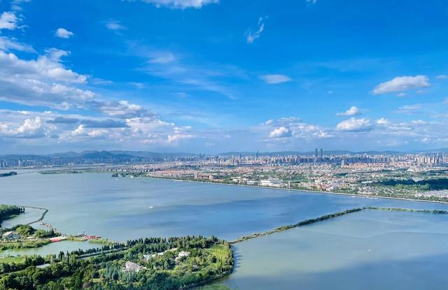 云南“三明珠”：池浊，洱海忧，抚仙湖为何清如许？