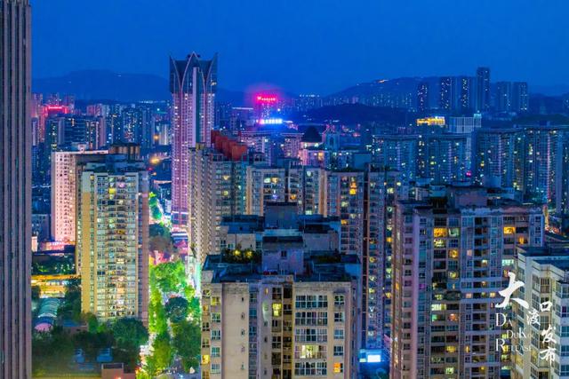 我想大渡口的夜景了