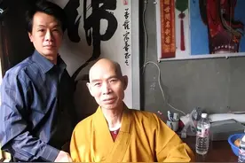 李伯清，第二任妻子年轻漂亮，知性优雅图片