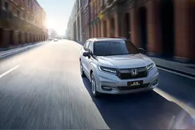 最适合跑长途3款SUV，动力足油耗低，底盘稳，高速不飘！图片