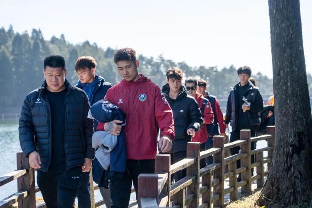 跨越千里，共赴绿茵！“赣超”宜春队携手“蒙超”通辽队同游明月山！