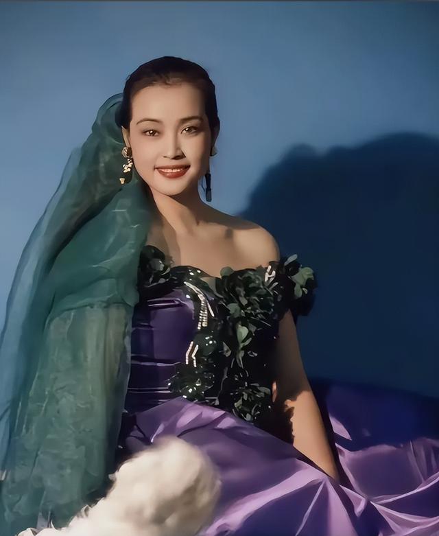钱再多有什么用？75岁的“风流妖精”刘晓庆，已经走上另一条道路