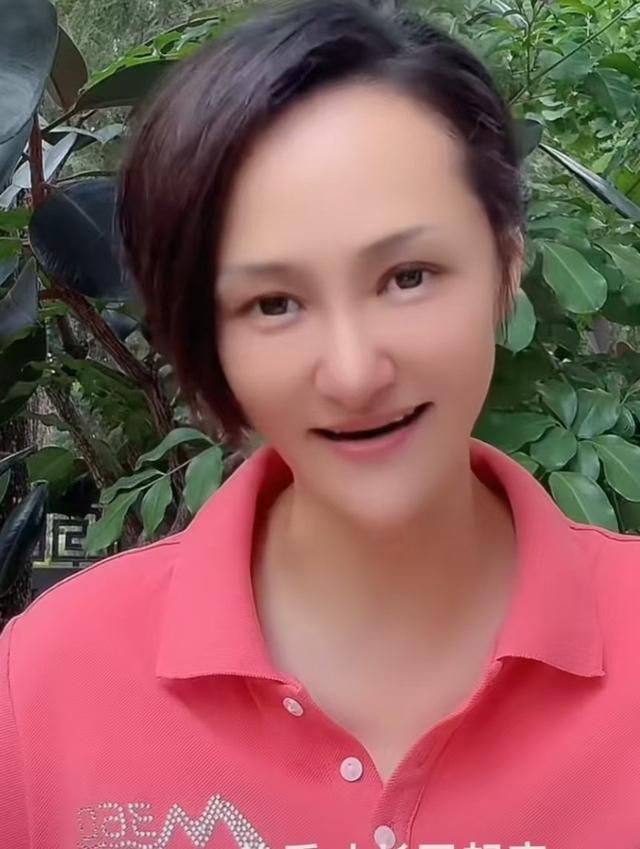全红婵近照身材圆润，15岁谢佩铃首秀夺金，陈若琳的话体现现实