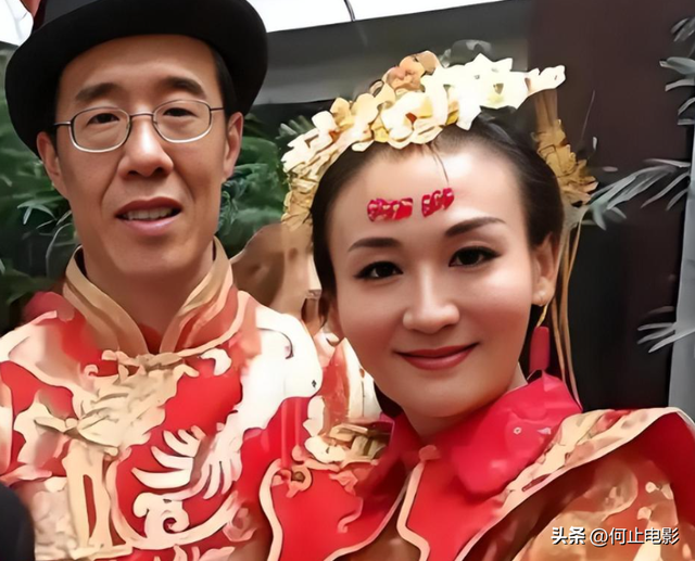 吃狗食、关禁闭，央视前才女国外被虐成“人干”？董卿想救她都难