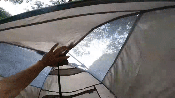 状况百出！日本一小哥野外露营，专挑网上的差评装备，结果哈哈哈