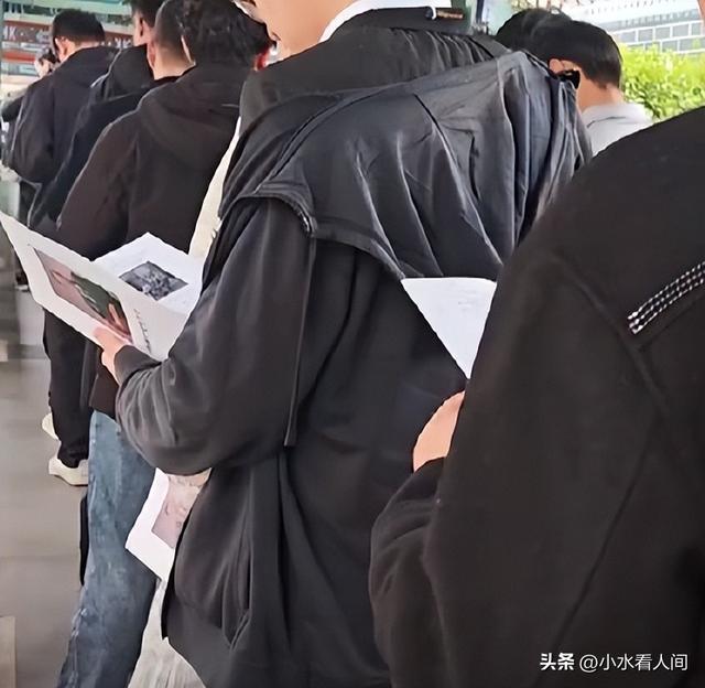 一路走好！杨振宁遗体告别举行，现场画面曝光，多人沉痛发声