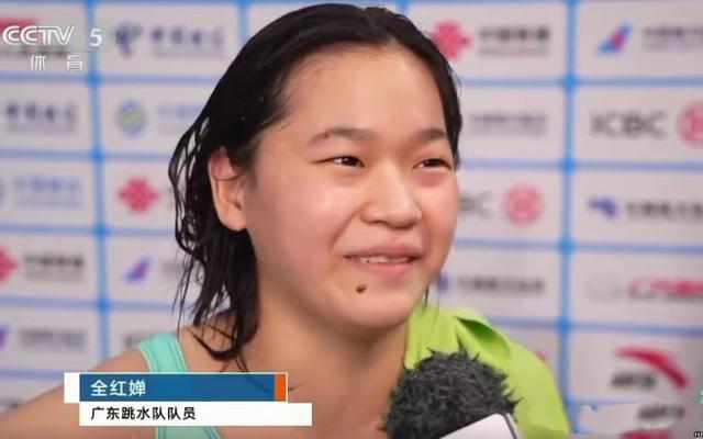 全红婵迷茫了，坦言“跳水不快乐”，何教练早为她安排好“退路”
