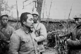 淮海战役，杜聿明如不撤退，兵力全部收缩到徐州，将会是什么模样图片