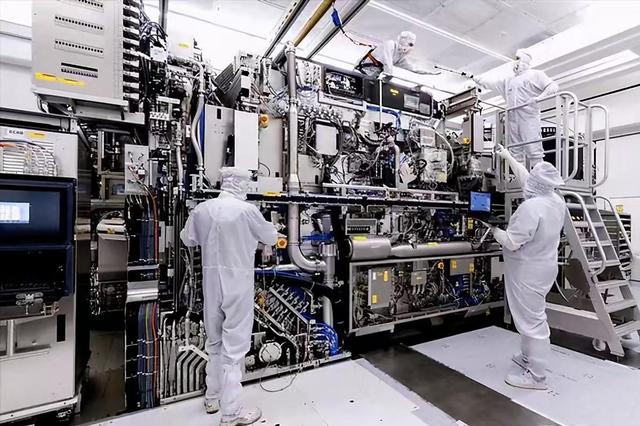 德国蔡司：DUV比EUV重要，美国的错误制裁，让中国成为了市场赢家