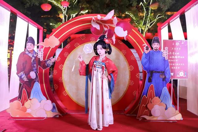 凭什么火出圈?解码大唐不夜城的文旅商业升维之道