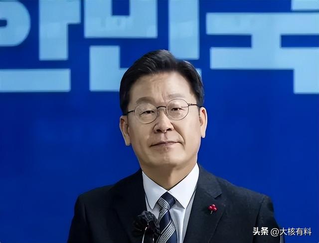 李在明果然不简单，被特朗普要求限制中国后，向美国要战时指挥权