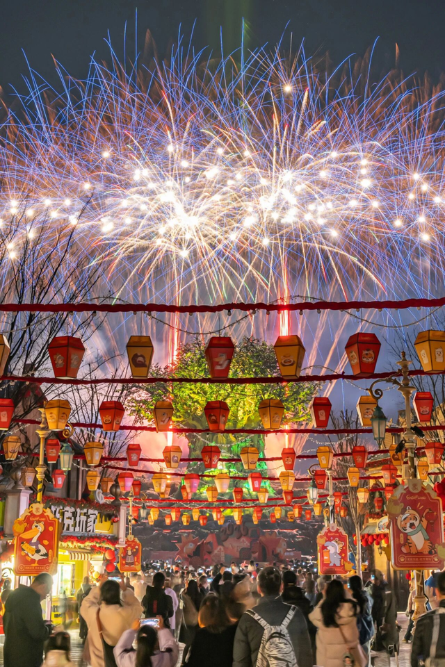 灯火映万家，团圆共此时！郑州元宵节焰火灯会攻略来了