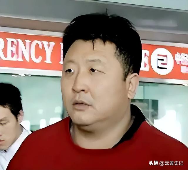 连娶3位徒弟，将奥运冠军变主妇，毁掉队员前途的他能有多离谱？
