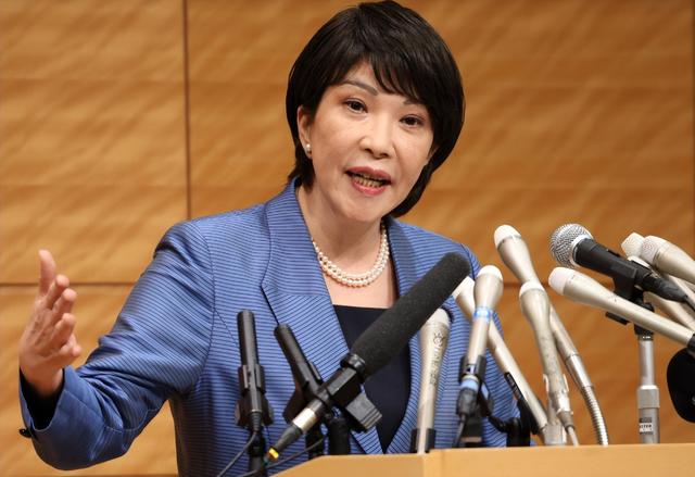 中方对日改变打法，首份制裁发出，不到24小时，高市措辞变了