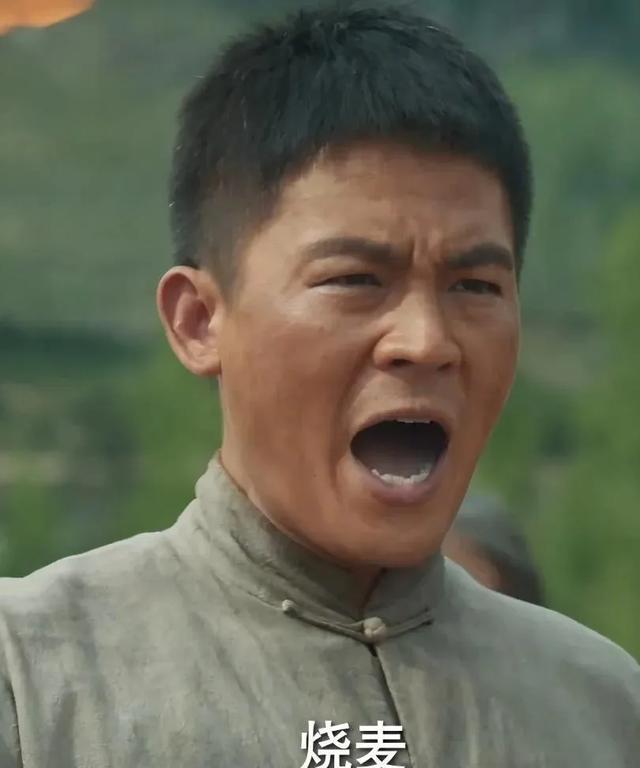 身上8处纹身还演农民？央视《生万物》闭眼选角，张艺谋真说对了