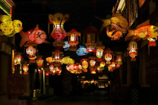 万家灯火绘丰泽丨等你赴约 漫步灯海 遇见别样元宵