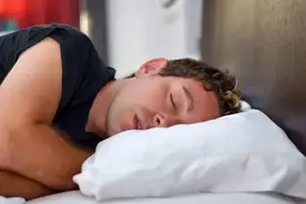 睡得越早死得越早？医生提醒：这3种不宜睡的觉，很多人都中招了图片