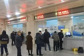 12306推出惠老政策，15000积分可以兑换价值150元火车票图片