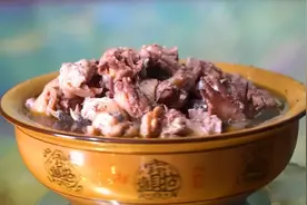 味道红河 | 竹筒煮鸡，一场舌尖上的“鲜”行记！图片