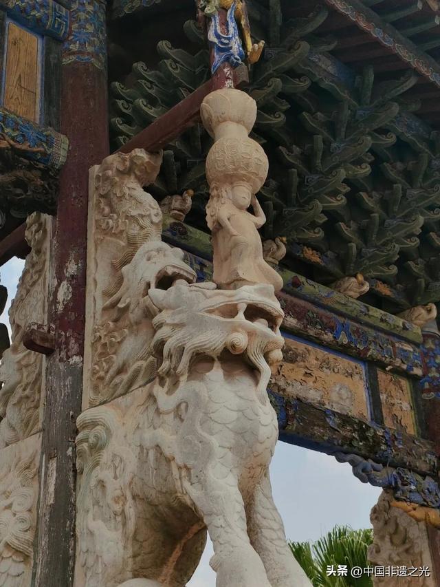 云南建水——千年临安古城 ：中国最后一座活着的古城！