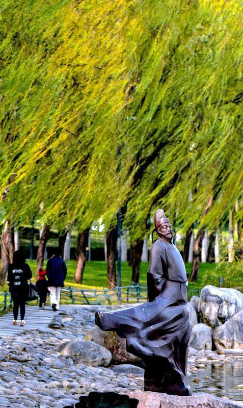 灞桥折柳、曲江流饮，这些路名藏着唐诗密码……