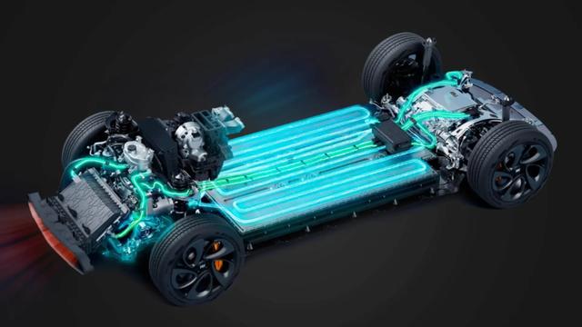 尽管固态电池被大肆宣传其安全性，但其火灾风险与液态电池类似