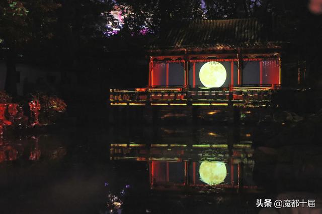 百年豫园“夜游+文创”组合拳 激活文化地标新模式