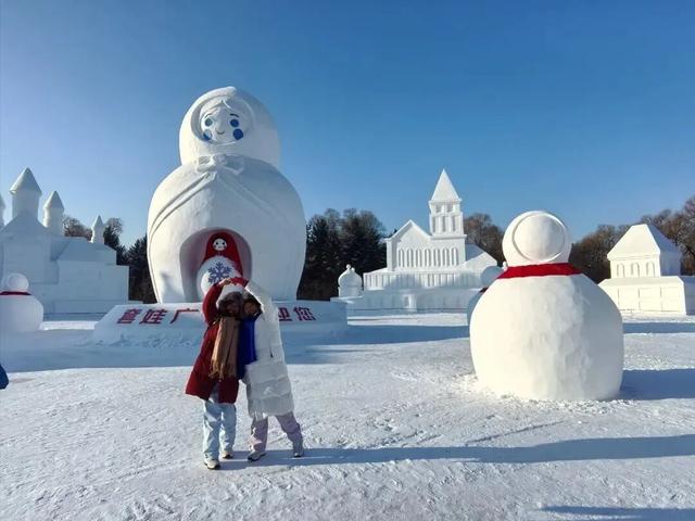 一起走进第38届太阳岛雪博会《欧陆风情》的雪境童话镇