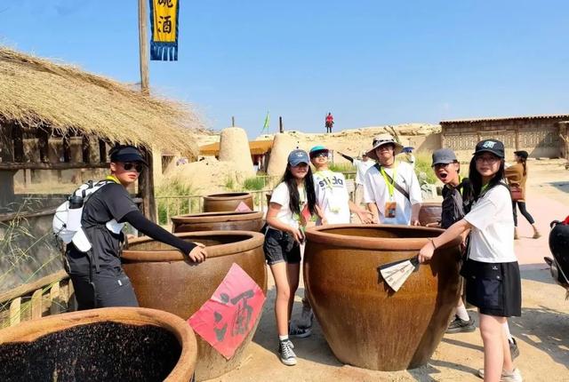 300余名港澳台与内地青年探秘宁夏 共赴自然资源保育之约——“爱我中华”青年大汇聚火车团来宁交流参访掠影