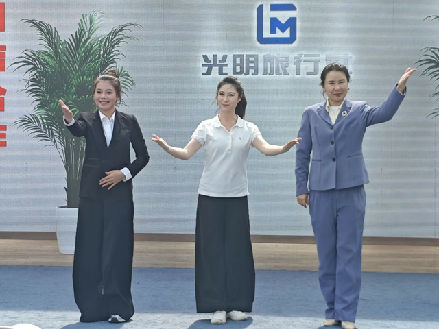 “法润八闽 艺扬新风”福建芳华越剧院文化市场普法专题文艺演出成功举办